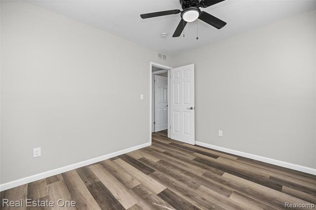 16226 Karin Street, Taylor, MI 48180