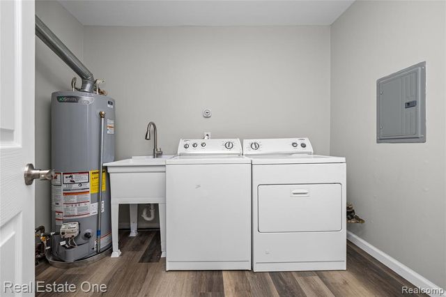 16226 Karin Street, Taylor, MI 48180