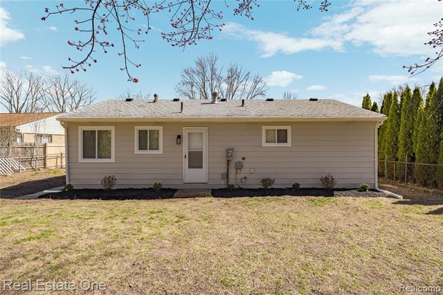 16226 Karin Street, Taylor, MI 48180