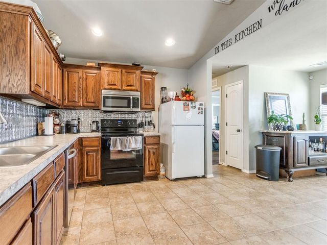 1216 SW 151st Circle, Oklahoma City, OK 73170