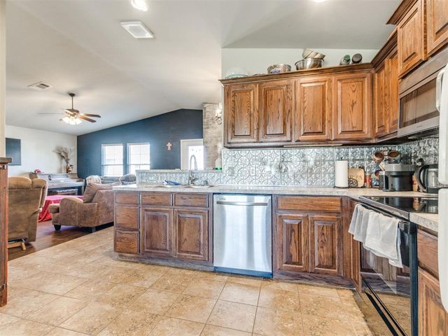 1216 SW 151st Circle, Oklahoma City, OK 73170