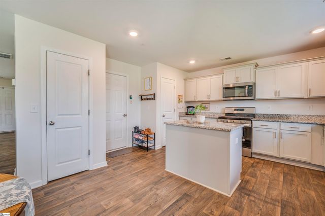 1092 Bridlebrook Trail, Greer, SC 29651