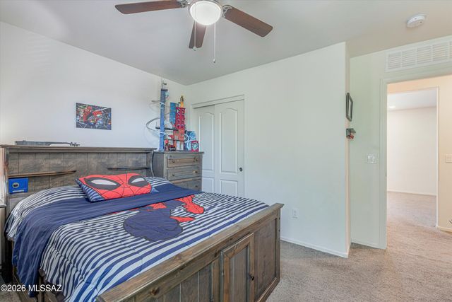 7598 E Kinnison Wash Loop, Tucson, AZ 85730