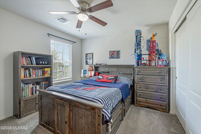 7598 E Kinnison Wash Loop, Tucson, AZ 85730