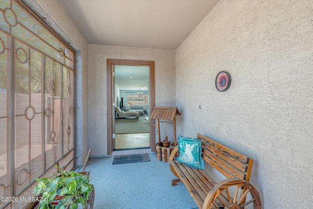 7598 E Kinnison Wash Loop, Tucson, AZ 85730