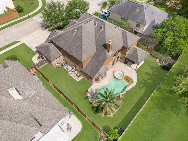 2906 Dogwood Blossom Trail, Pearland, TX 77581