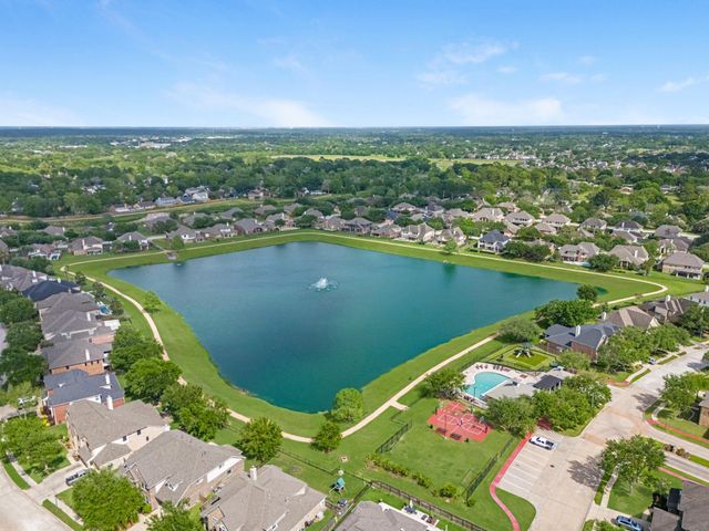 2906 Dogwood Blossom Trail, Pearland, TX 77581