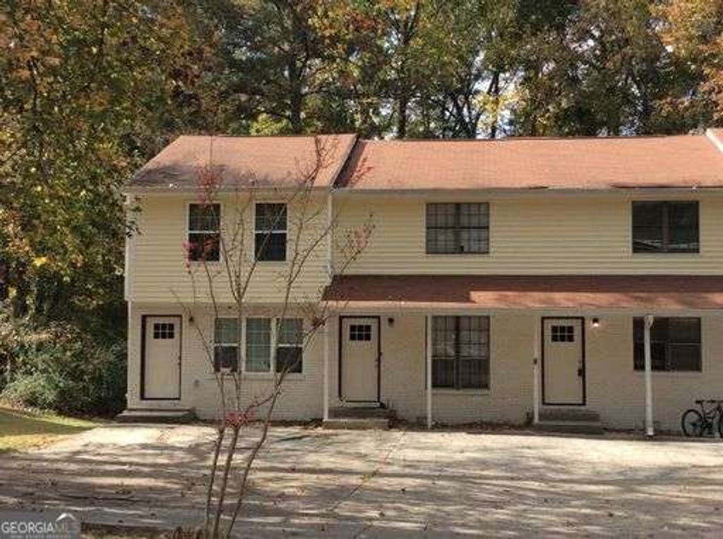 130 Meadowbrook Court D, Fayetteville, GA 30215