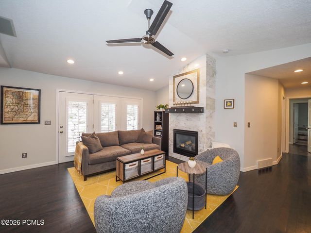 10193 S Majestic Canyon Road, Sandy, UT 84092
