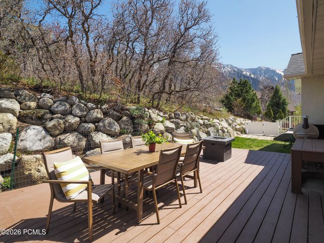 10193 S Majestic Canyon Road, Sandy, UT 84092