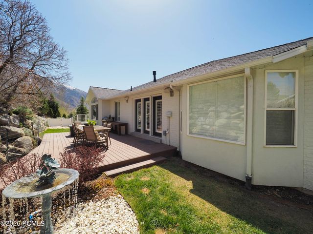 10193 S Majestic Canyon Road, Sandy, UT 84092