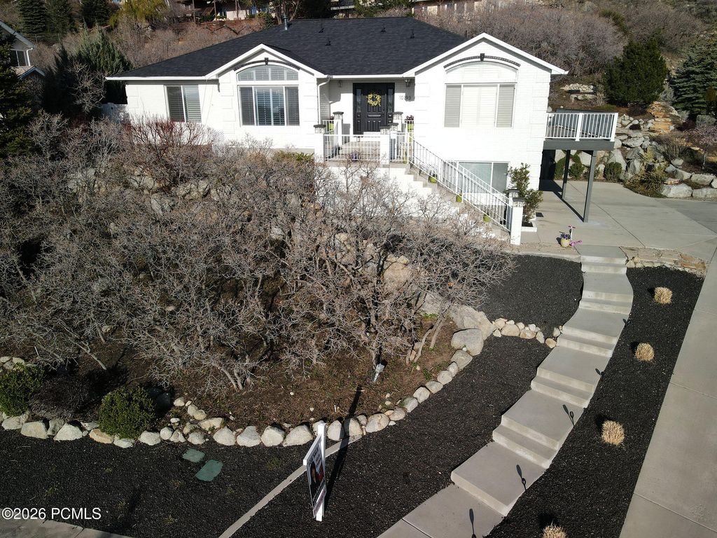 10193 S Majestic Canyon Road, Sandy, UT 84092