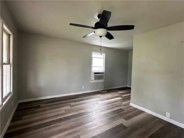 2122 Harvard St, Corpus Christi, TX 78416