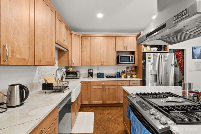 17232 148th Avenue SE, Yelm, WA 98597