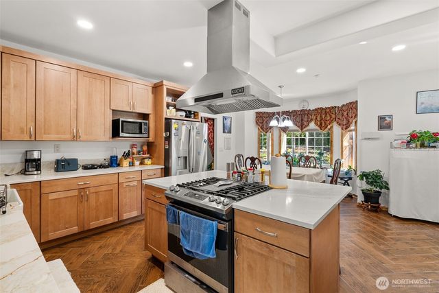 17232 148th Avenue SE, Yelm, WA 98597