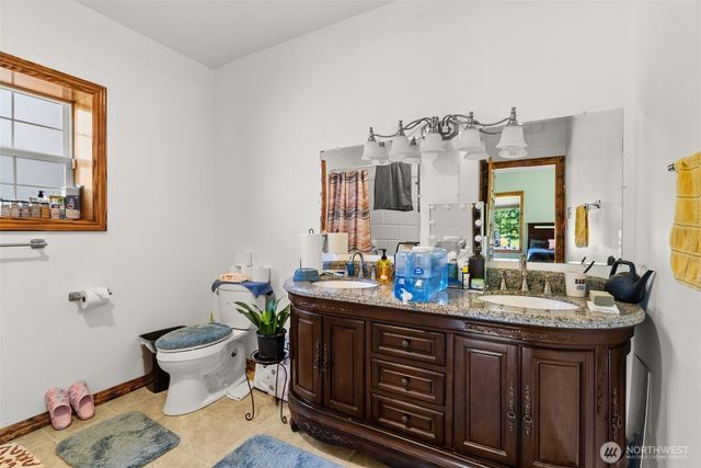 17232 148th Avenue SE, Yelm, WA 98597