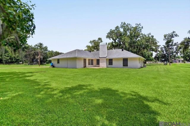 10413 Stringer Bridge Rd, St Amant, LA 70774