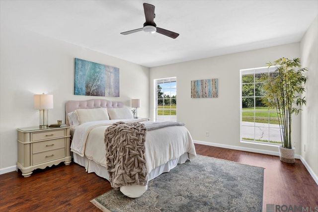 10413 Stringer Bridge Rd, St Amant, LA 70774