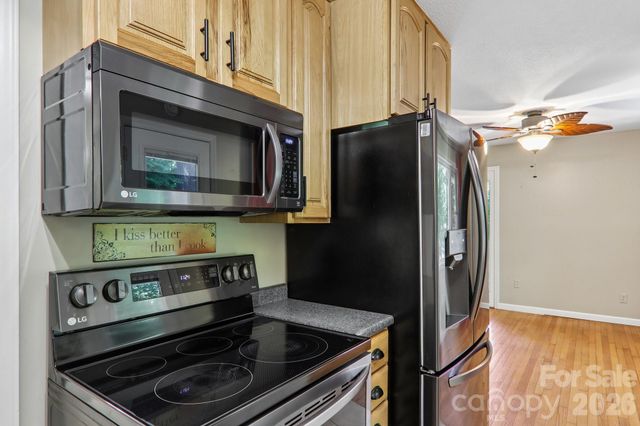 224 Highlands Loop, Maggie Valley, NC 28751