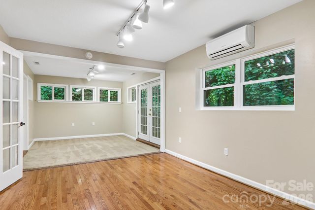 224 Highlands Loop, Maggie Valley, NC 28751