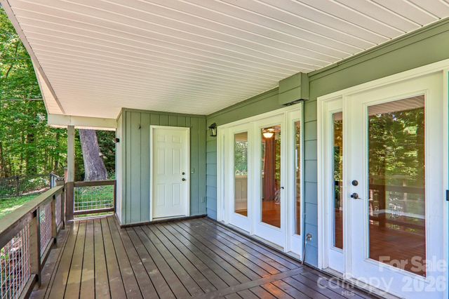 224 Highlands Loop, Maggie Valley, NC 28751