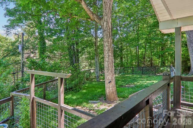224 Highlands Loop, Maggie Valley, NC 28751
