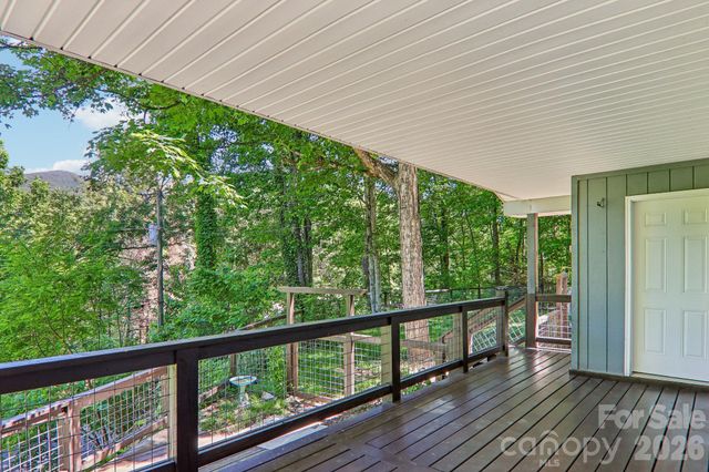 224 Highlands Loop, Maggie Valley, NC 28751