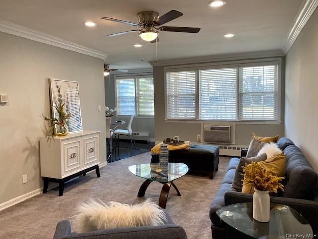 67 Prospect Avenue 16C, Hewlett, NY 11557
