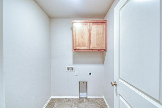 365 Pleasant View, Harrah, OK 73045