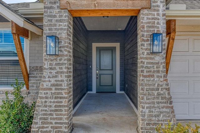 365 Pleasant View, Harrah, OK 73045