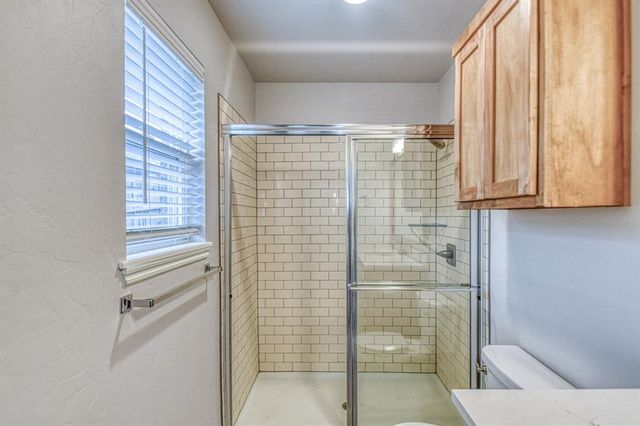 365 Pleasant View, Harrah, OK 73045