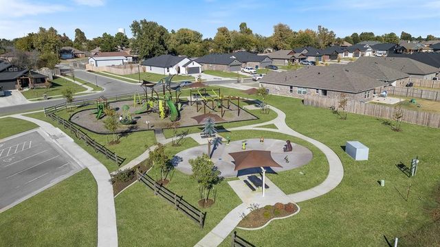 365 Pleasant View, Harrah, OK 73045