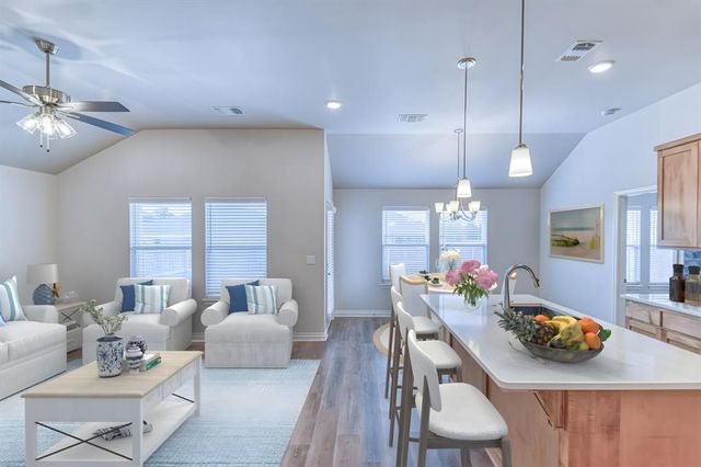 365 Pleasant View, Harrah, OK 73045