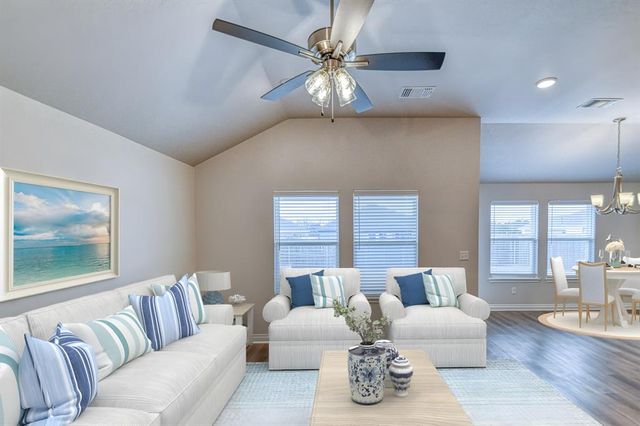 365 Pleasant View, Harrah, OK 73045