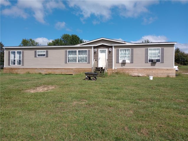 130 Madison 7797, Huntsville, AR 72740