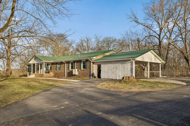1016 Butler Bridge Rd, Portland, TN 37148