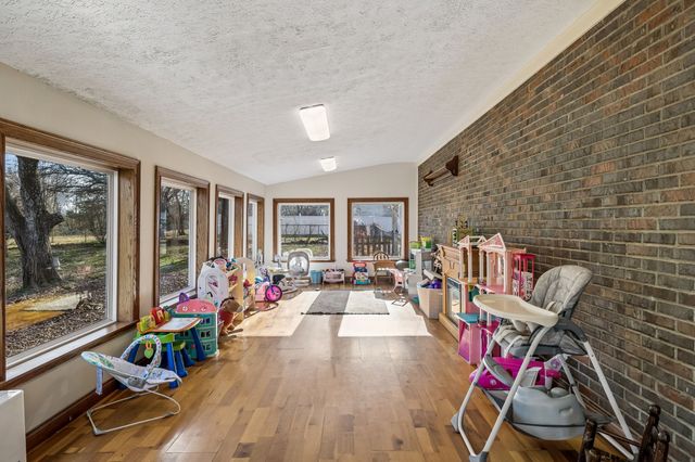 1016 Butler Bridge Rd, Portland, TN 37148