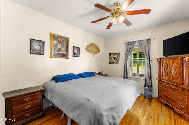 1411 Island Road, Bristol, VA 24201