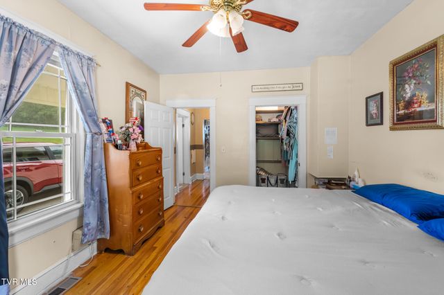 1411 Island Road, Bristol, VA 24201