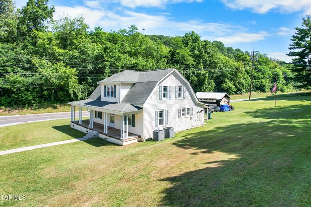 1411 Island Road, Bristol, VA 24201