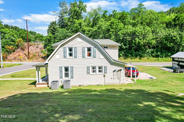 1411 Island Road, Bristol, VA 24201