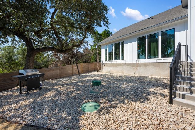 1301 Scenic CIR, Spicewood, TX 78669