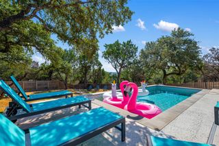 1301 Scenic CIR, Spicewood, TX 78669