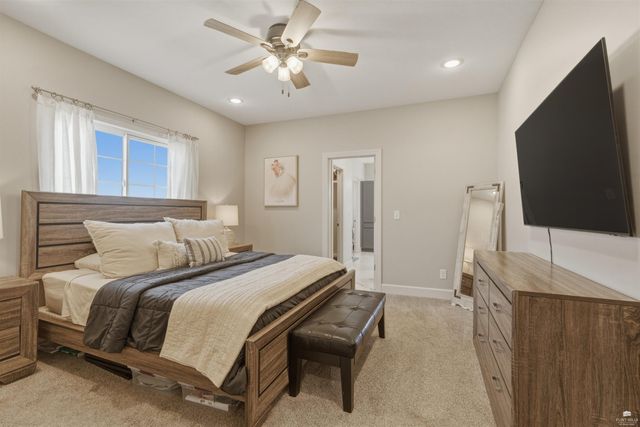 513 Ledgestone Ridge Court, Manhattan, KS 66503