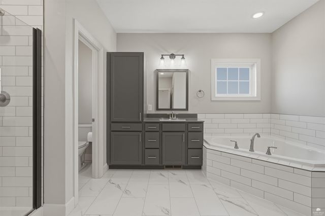 513 Ledgestone Ridge Court, Manhattan, KS 66503