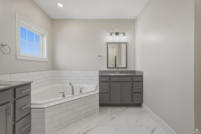 513 Ledgestone Ridge Court, Manhattan, KS 66503