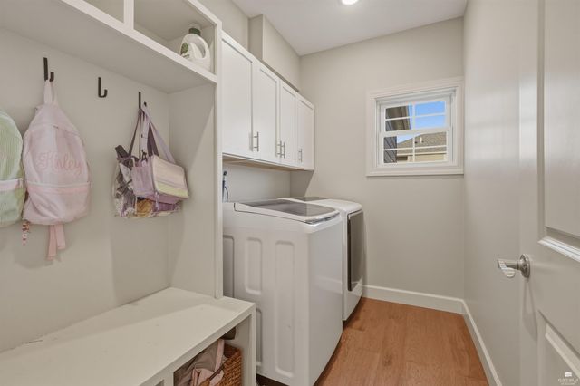 513 Ledgestone Ridge Court, Manhattan, KS 66503