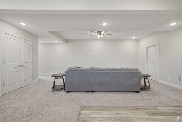 513 Ledgestone Ridge Court, Manhattan, KS 66503