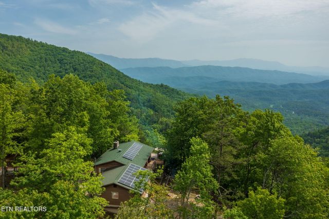 1001 Old Laurel Lane, Sevierville, TN 37876