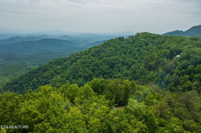 1001 Old Laurel Lane, Sevierville, TN 37876